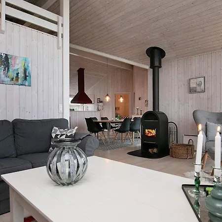 4 Star Holiday Home In Svendborg * 斯文堡