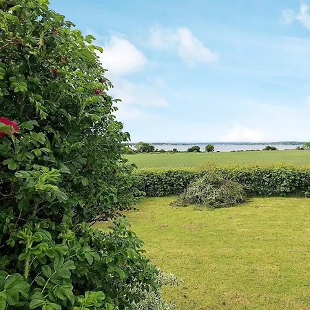 Vakantiehuis Luxury Haven Near Havneby-by Traum