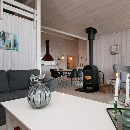 6 Person In Svendborg